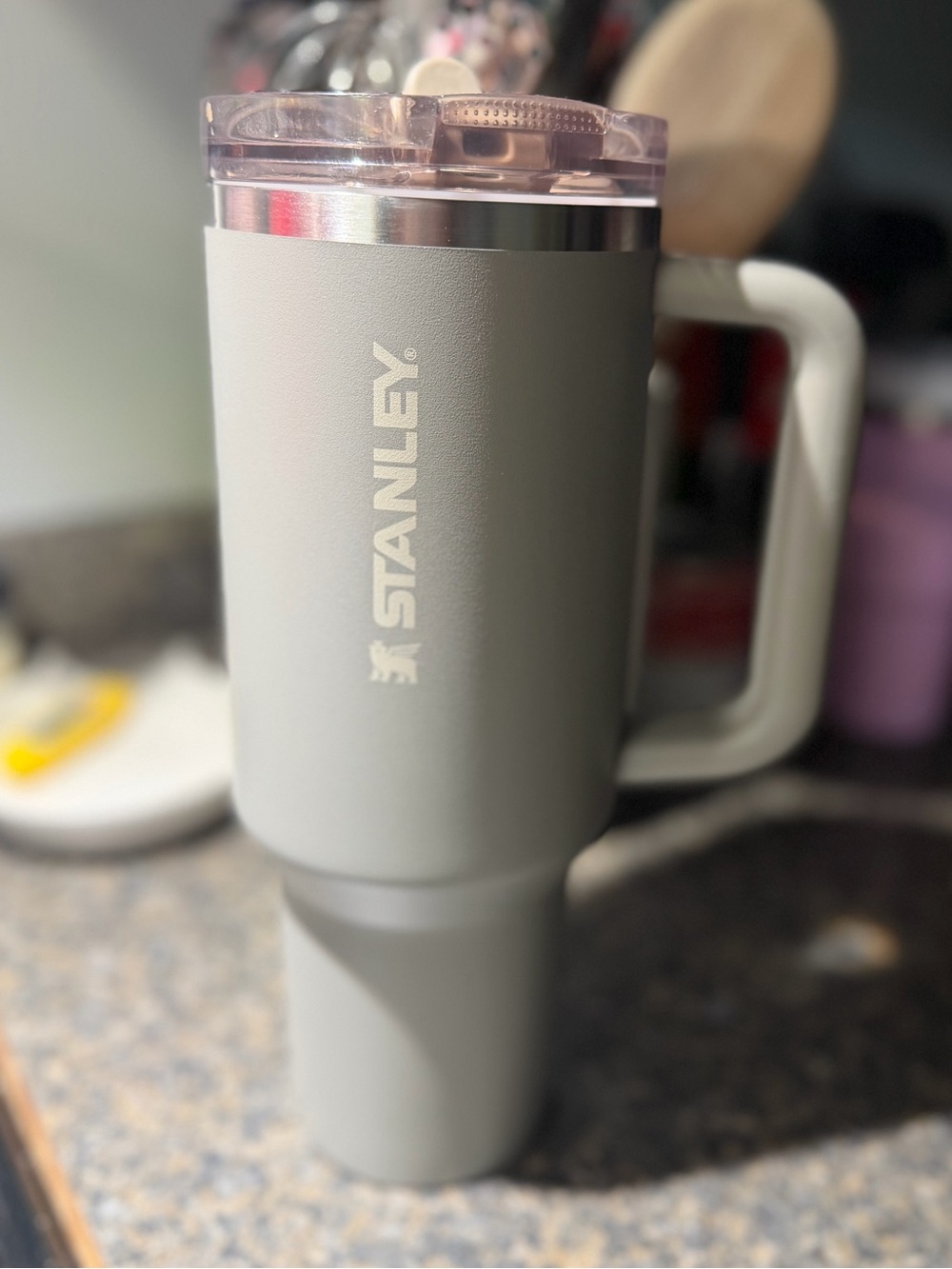 Stanley Quencher Flip Straw Tumbler - Picture 1 of 7
